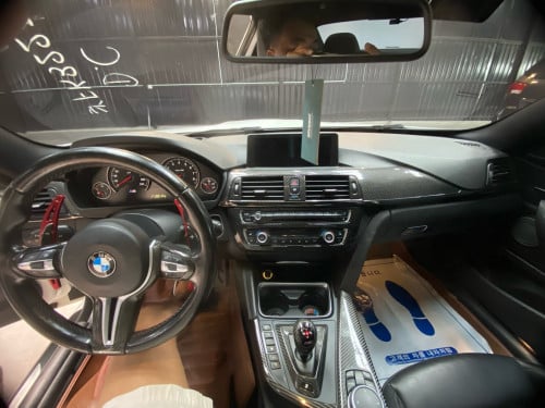 BMW F82 M4 2015