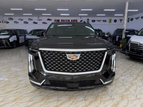 Cadillac Escalade ESV premium luxury 2022