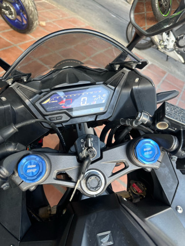 CBR150R