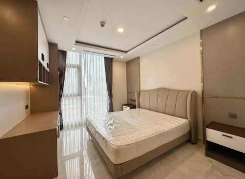 Condo 3 Bedroom Rent 3800$