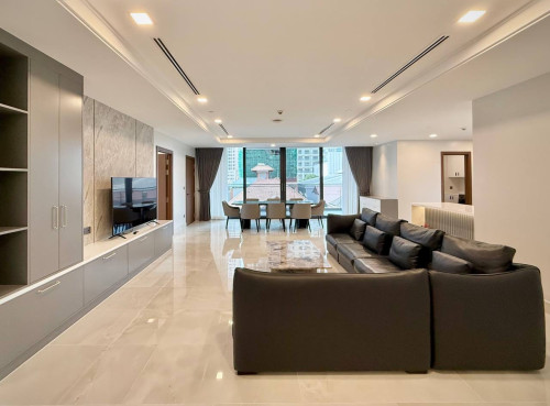 Condo 3 Bedroom Rent 3800$