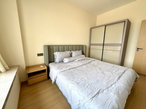 Condo pinnacle 1bedroom for rent
