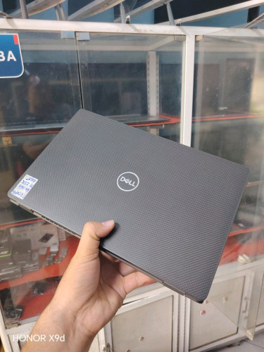 Dell latitude 7400 i7(10Th) Ram 16GB M2 256GB Srecn 14" FHD Key board Leingh