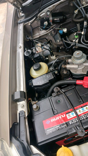 Ford  EVEREST  2013