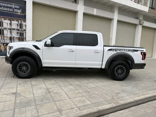 Ford F-150 Raptor 2020