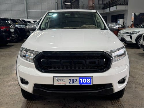 Ford Ranger 2022 XLT ចូលតាមក្រុមហ៊ុន fordថ្នាំសុីន100% ឆ្វេងសុីន3200cc  4*4