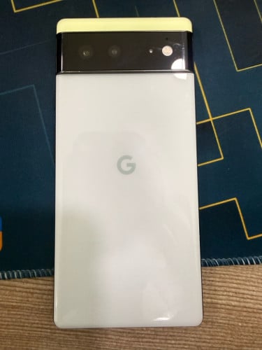Google Pixel 6, RAM8GB / storage 128GB