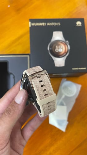 Huawei Watch 5 eSIM 42mm 99.99% Gold 299$