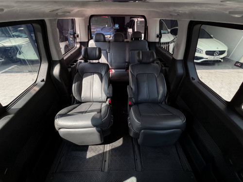HYUNDAI STARIA 7កៅអី Full OPTION
