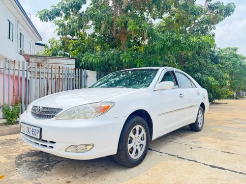 I want to sell TOYOTA CAMRY 2002 Le ABS កៅអីចុច