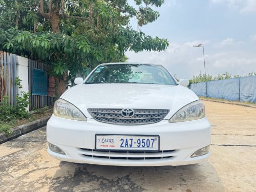 I want to sell TOYOTA CAMRY 2002 Le ABS កៅអីចុច