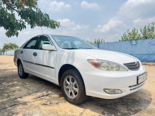 I want to sell TOYOTA CAMRY 2002 Le ABS កៅអីចុច