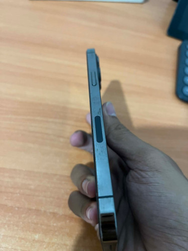 Iphone 12 pro max 210$ ដាច់