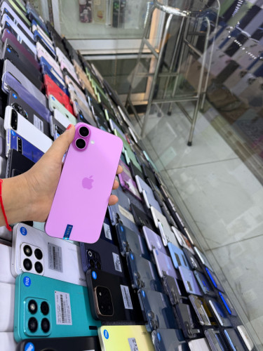 iPhone 16Plus(128XA)Falconនៅសល់ធានា7ទៅ8ខែ