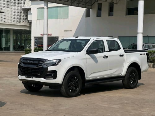 IZUSU D-MAX DELUXE 2026