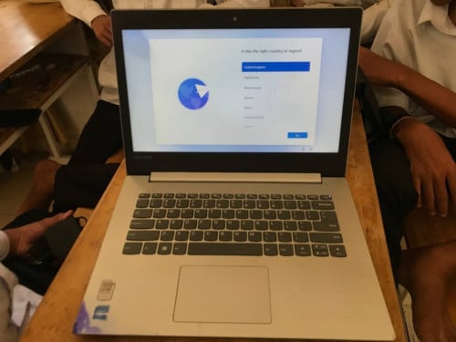 Lenovo IdeaPad 320 លក់បន្ទាន់