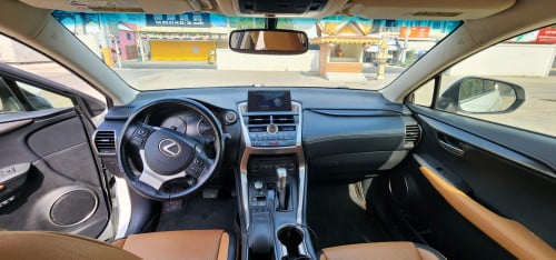 LEXUS NX200T  015 P1 31500