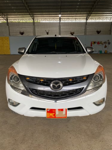 MAZDA BT-50 2012