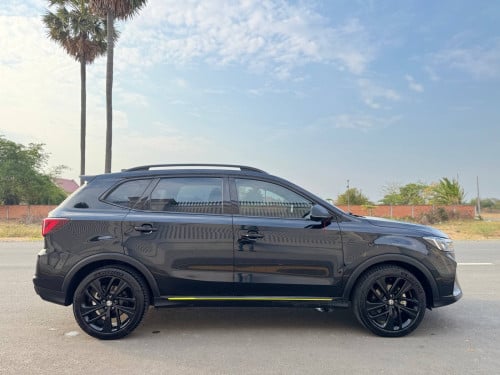 MG RX5 ឆ្នាំ 2025 ថ្នាំហ្សុីន១ជុំ បិទស្គុត១ជុំ 17,500km ហ្សុីន
