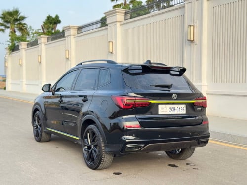 MG RX5 ឆ្នាំ 2025 ថ្នាំហ្សុីន១ជុំ បិទស្គុត១ជុំ 17,500km ហ្សុីន