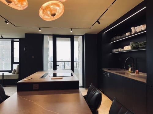 Modern Luxury Apartment for Rent in BKK1