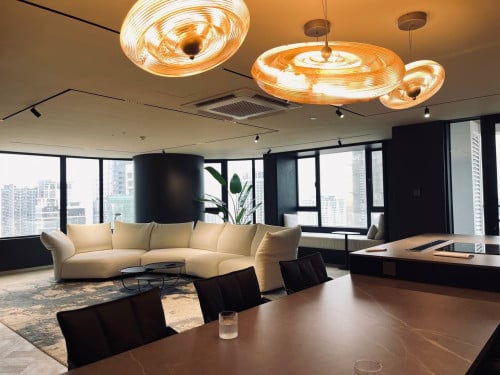 Modern Luxury Apartment for Rent in BKK1