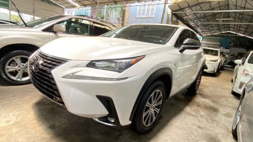 NX 200T 2015 LUXURY