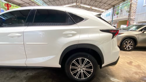 NX 200T 2015 LUXURY