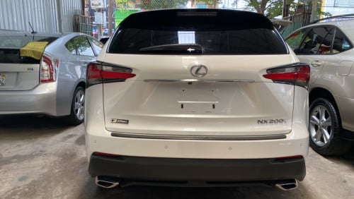 NX 200T 2015 LUXURY
