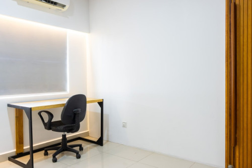 Office Space for rent at Toul Tumpoung   (OF-151) ការិយាល័យជួលនៅទូលទំពូង  ទំហំតូច