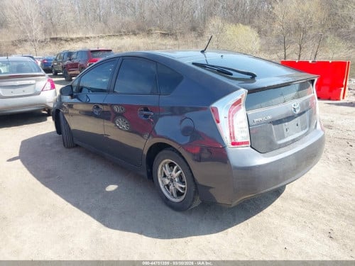 Prius 2013 options 2