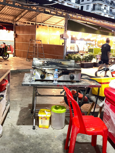 Restaurant stuff for sale in poipet, all kitchen accessories