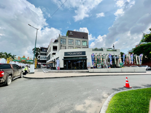 ONLY $48,000 RIVERFRONT BOUTIQUE HOTEL for takeover with on-going business.