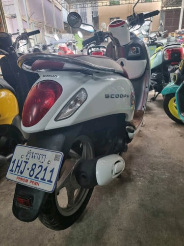 Scoopy 2014 900$