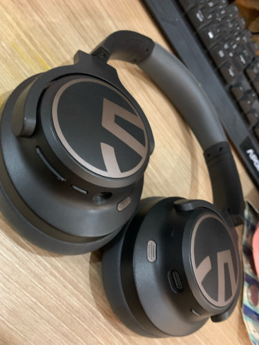 Soundspeat space like new 99%