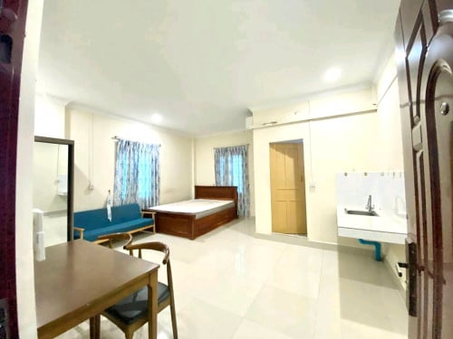 Studio room for rent 150$