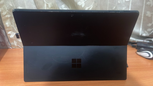 Surface pro 6 no touch only tablet + charger
