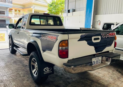 Tacoma ឆ្នាំ01 V4 ប៉ុង2 លេខដៃកាប់ពីតាស់
