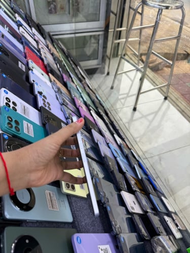 Tecno Sparkgo2 ស្អាតសំនុំស្រុីន