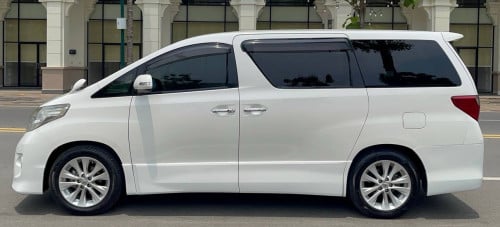 Toyota Alphard 2010 កៅអី VIP ម្ចាស់ដើមទី១