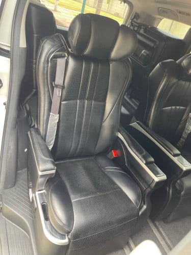 Toyota Alphard 2010 កៅអី VIP ម្ចាស់ដើមទី១