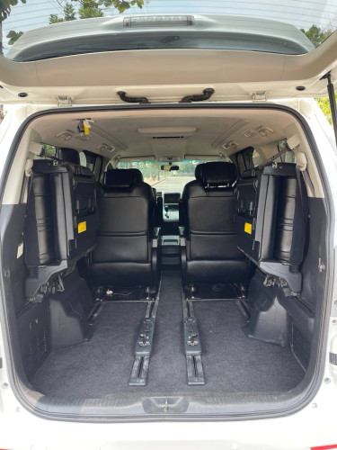 Toyota Alphard 2010 កៅអី VIP ម្ចាស់ដើមទី១