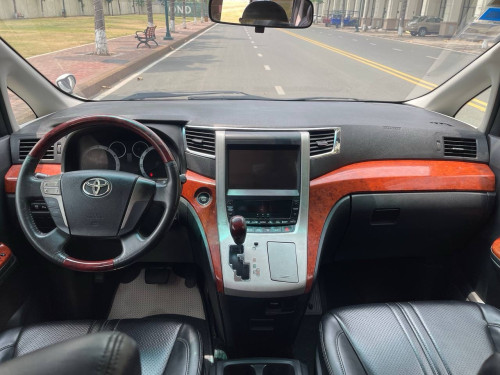 Toyota Alphard 2010 កៅអី VIP ម្ចាស់ដើមទី១