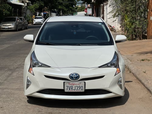 Toyota Prius 016 Turing option3 ឡានកាលី
