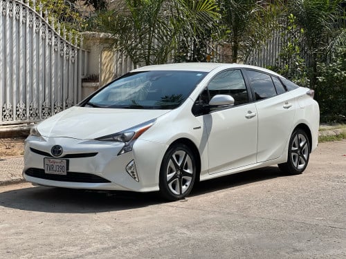 Toyota Prius 016 Turing option3 ឡានកាលី