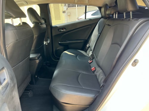 Toyota Prius 016 Turing option3 ឡានកាលី