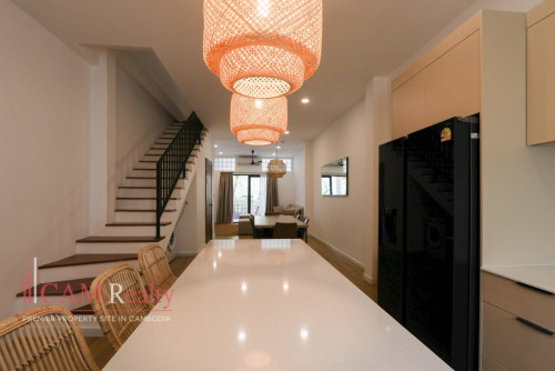Triplex 4 Bedroom Renovated Apartment For Rent in Chakto Mukh