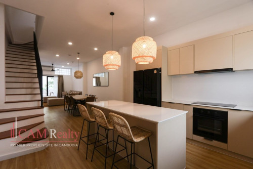 Triplex 4 Bedroom Renovated Apartment For Rent in Chakto Mukh