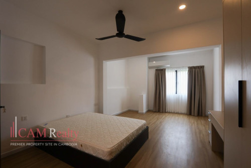 Triplex 4 Bedroom Renovated Apartment For Rent in Chakto Mukh