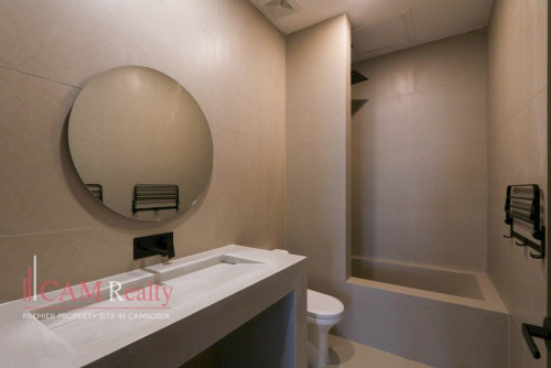 Triplex 4 Bedroom Renovated Apartment For Rent in Chakto Mukh